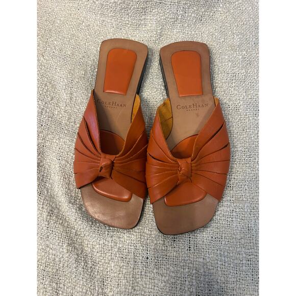 Cole Haan Resort Orange Knotted Top Slip On Leather Sandals Size 7B - Picture 2 of 10